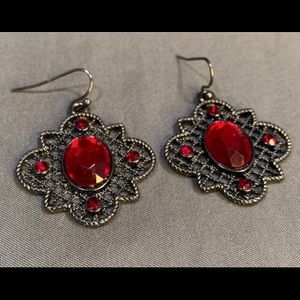 Vintage Gothic Style Dangle earrings.